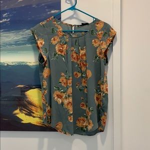 Short cap sleeve blouse